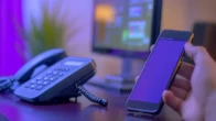 fiksni i mobilni telefon