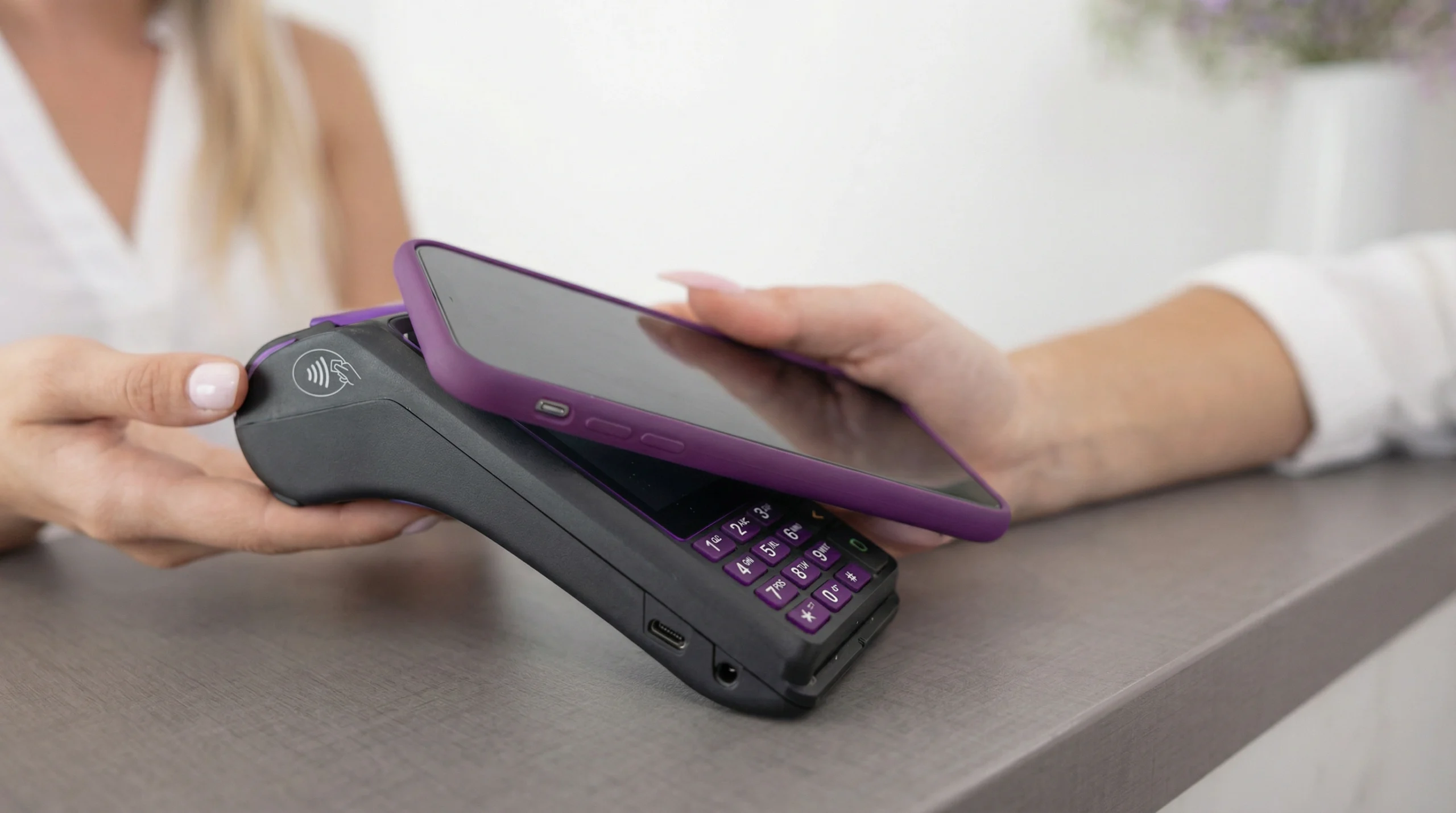 Featured image for Vodič za beskontaktno plaćanje mobitelom: zbogom karticama!